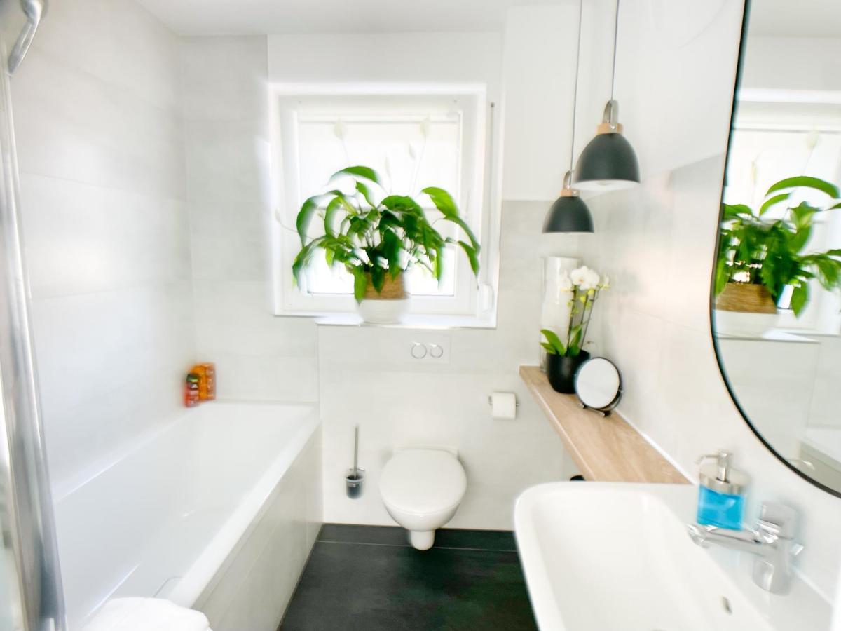 M-Style 02 Apartment Mit Balkon 24H Self-Check-In, Free Parking, Netflix Norymberga Zewnętrze zdjęcie