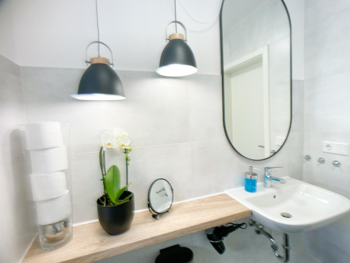 M-Style 02 Apartment Mit Balkon 24H Self-Check-In, Free Parking, Netflix Norymberga Zewnętrze zdjęcie